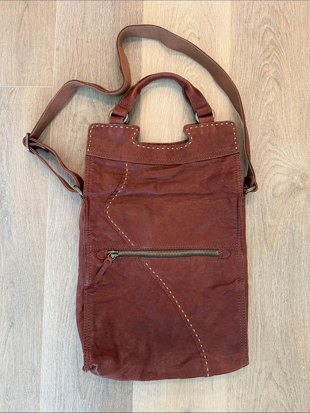 NWOT Lucky Brand Abbey Road Leather Crossbody Messenger Bag in Rustic Brown - Picture 2 of 6